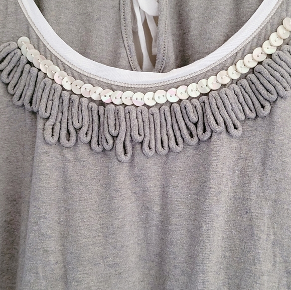 Sleeveless Embellished Top - Picture 2 of 5